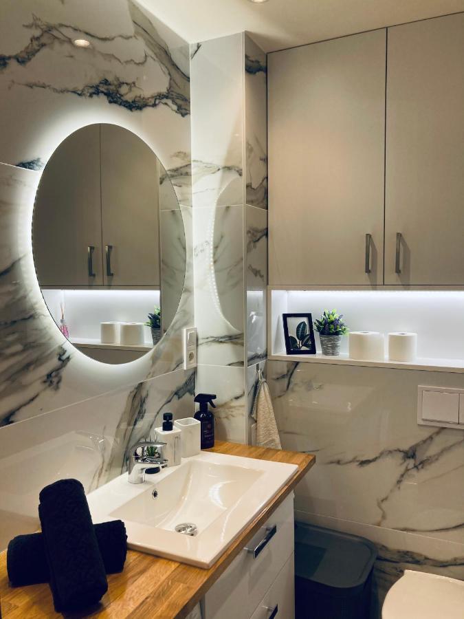 Lovely Space Apartment *